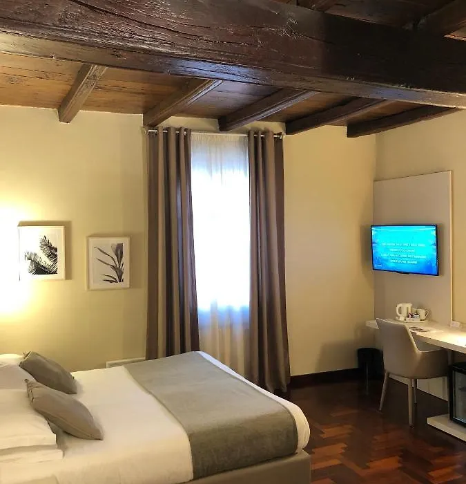 Hotel Boutique Antiche Mura-1